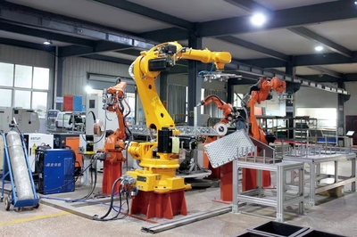 河南改革“區(qū)”動(dòng)力⑤丨南陽(yáng)經(jīng)開(kāi)區(qū) 追光逐電 跑出產(chǎn)業(yè)發(fā)展“加速度” 軟件開(kāi)發(fā)